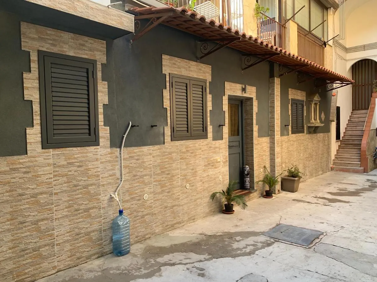 Casa Vacanza Kristal Catania